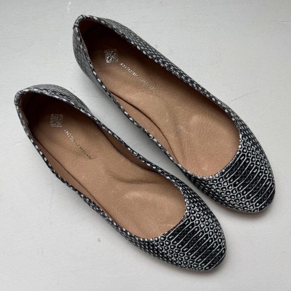Antonio Melani Vintal Genuine Leather Reptile Print Flats - Picture 10 of 12